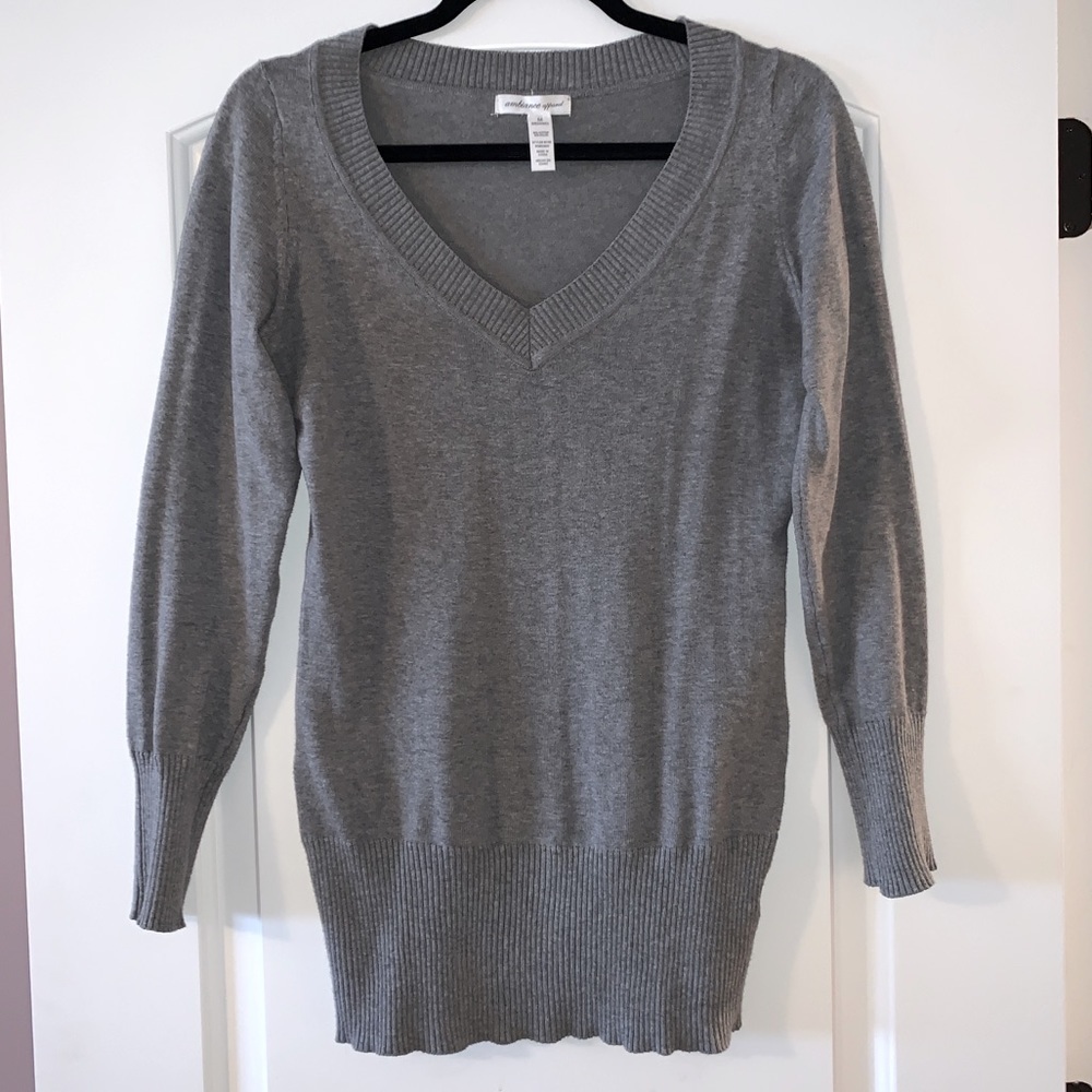 V-Neck Long-Sleeve Top